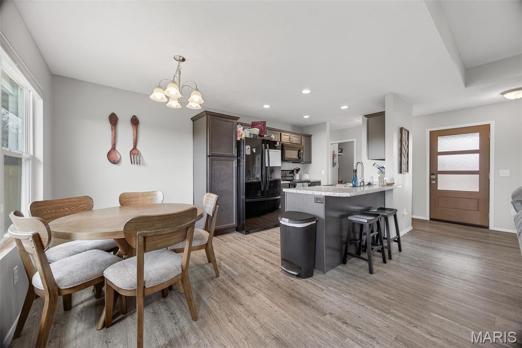 VINTAGE HILLS - Residential