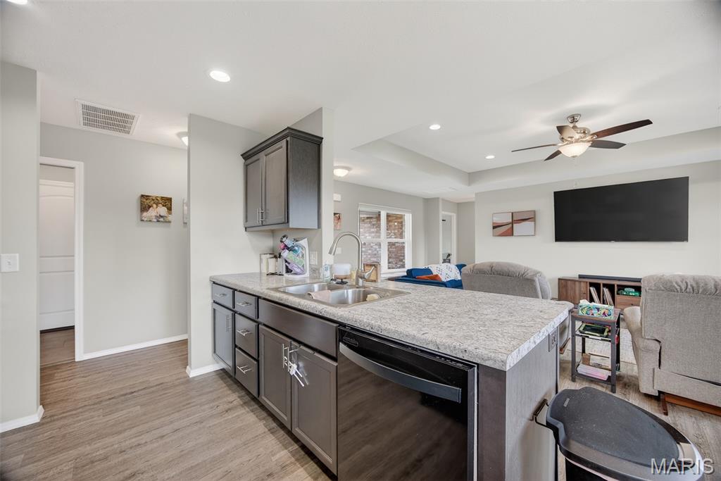 VINTAGE HILLS - Residential