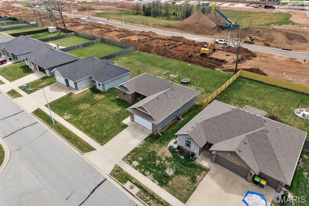 VINTAGE HILLS - Residential