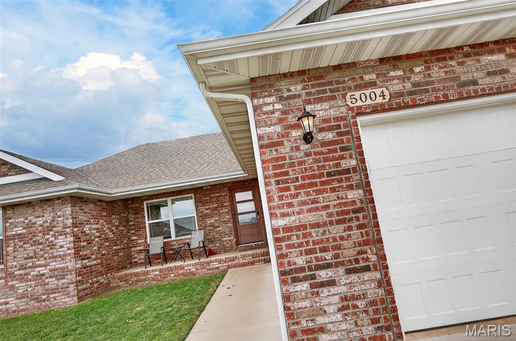 VINTAGE HILLS - Residential