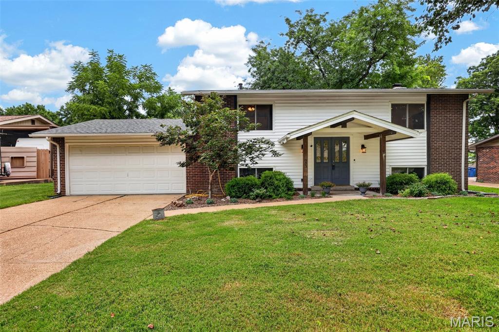 933 Barbara Ann Lane