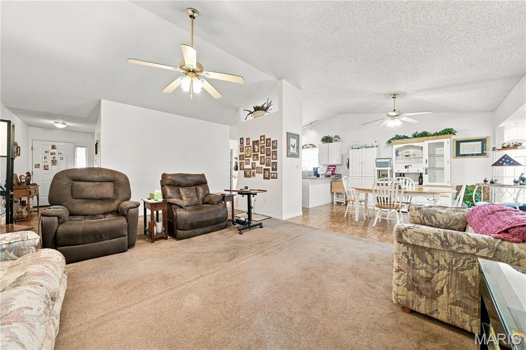 947 Falcon Drive