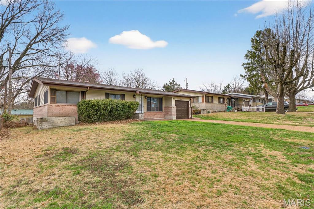 Hathaway Manor 7 - Residential