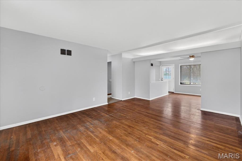 Hathaway Manor 7 - Residential