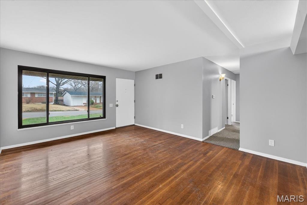 Hathaway Manor 7 - Residential