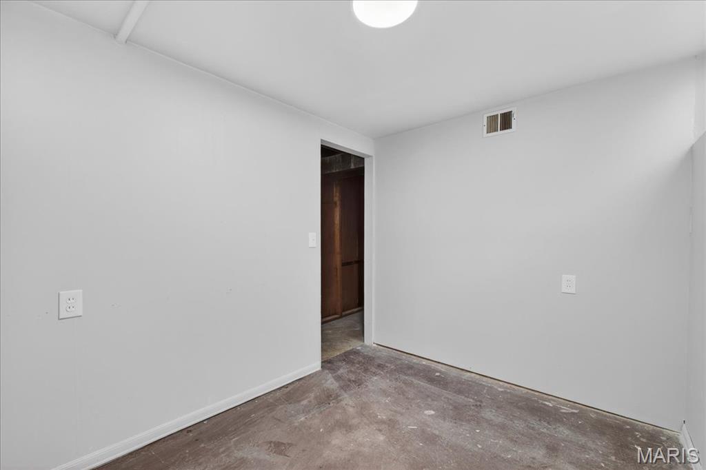 Hathaway Manor 7 - Residential