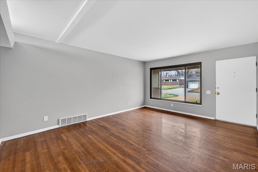 Hathaway Manor 7 - Residential