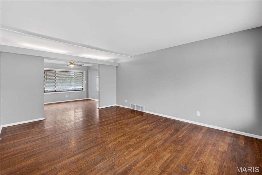 Hathaway Manor 7 - Residential