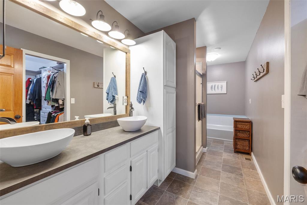 Woodland Creek Estate - Residential