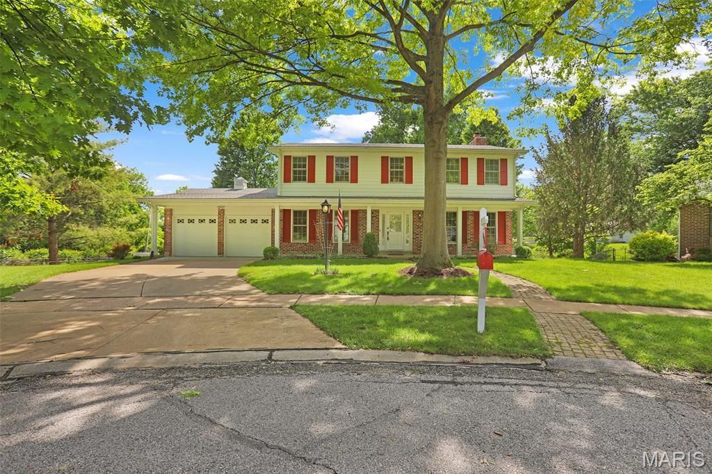 Photo of 13275 Windygate Lane, Unincorporated, MO 63146 (MLS # 26026739)