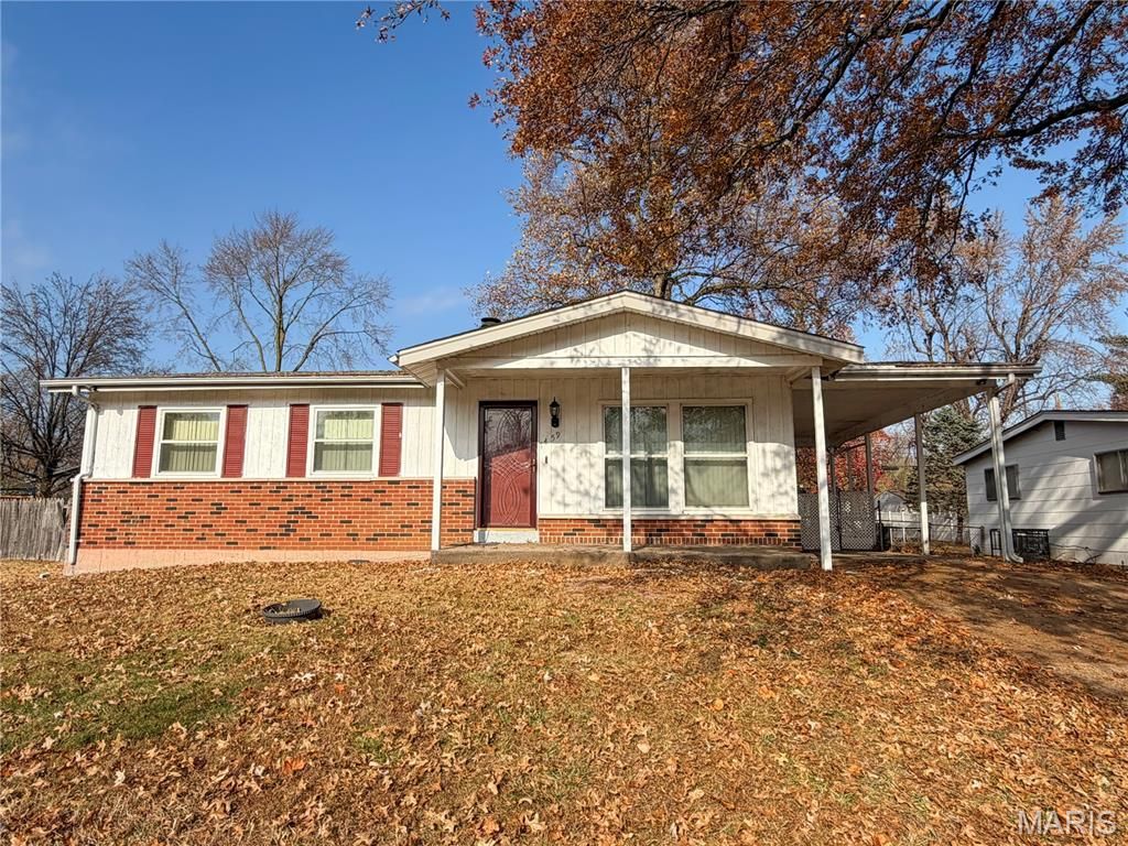 Photo of 1459 Cove Lane, St Louis, MO 63138 (MLS # 25079272)