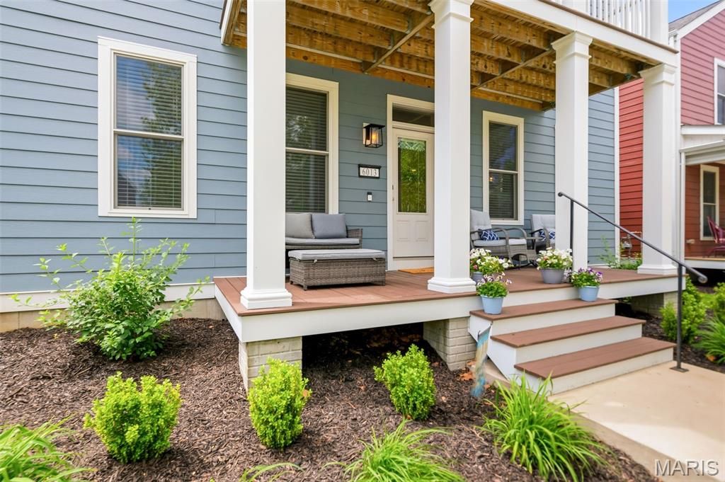 Photo of 6013 New Town Drive, St Charles, MO 63301 (MLS # 26015473)