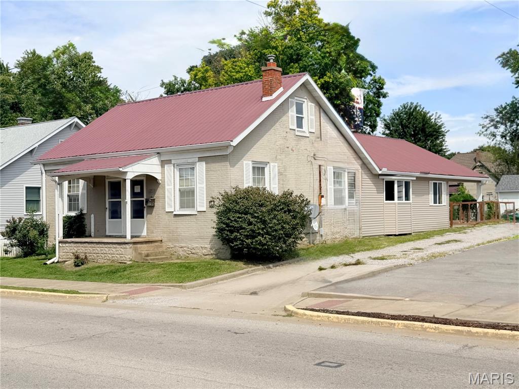 110 N Jefferson Avenue