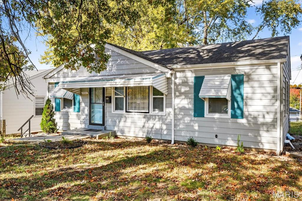 St Louis, Missouri 63134, United States, 2 Bedrooms Bedrooms, ,1 BathroomBathrooms,Residential,Coming Soon,239763