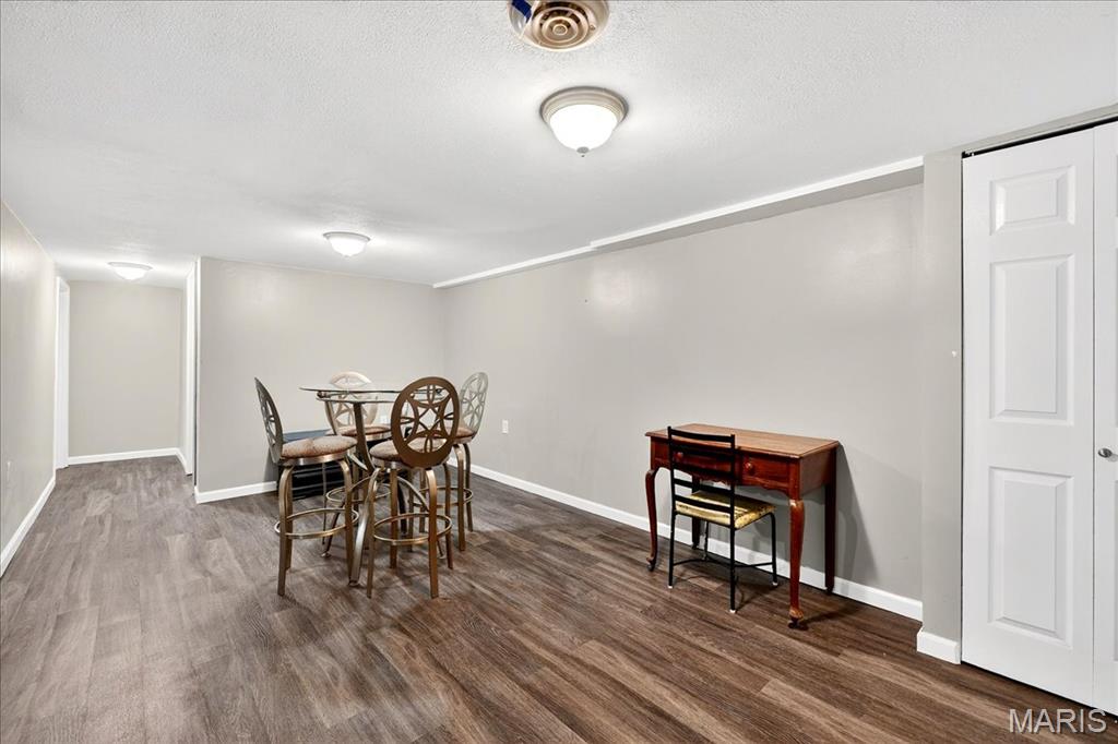 St Louis, Missouri 63134, United States, 2 Bedrooms Bedrooms, ,1 BathroomBathrooms,Residential,Coming Soon,239763