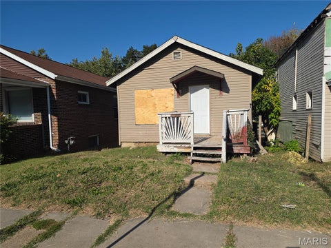 Photo of 5917 Harney Avenue, St Louis, MO 63136 (MLS # 26068919)