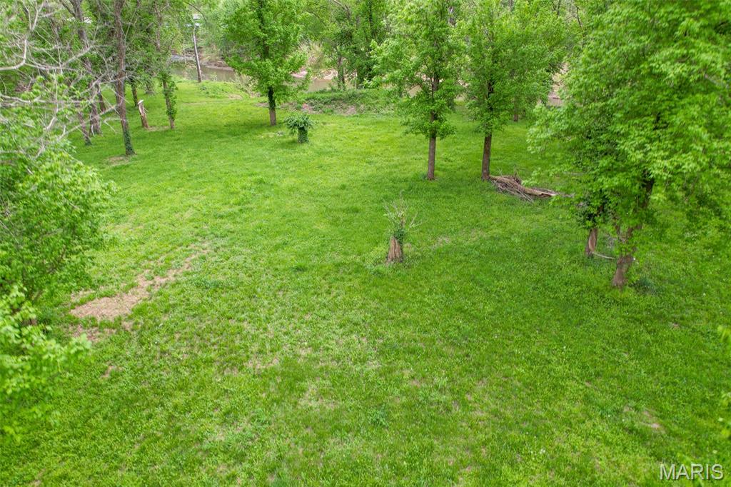 Ponds Corner 03 - Land