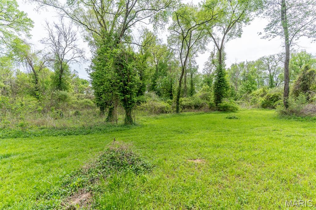 Ponds Corner 03 - Land