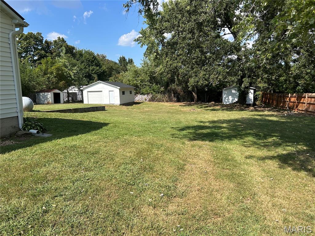 1461 Elmont Road