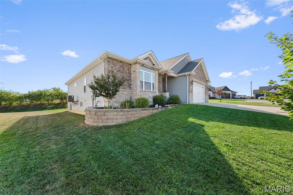 284 Laurens Spring Court