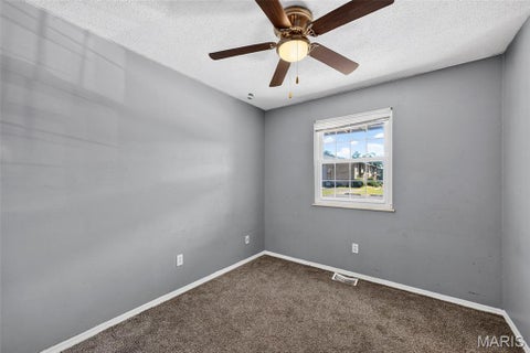 Tiny photo for 3170 Leisurewood Court #B, Florissant, MO 63033 (MLS # 26069037)