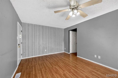 Tiny photo for 3170 Leisurewood Court #B, Florissant, MO 63033 (MLS # 26069037)