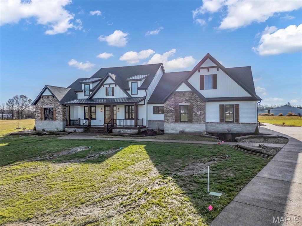 17 Stonebriar Estate Ct.