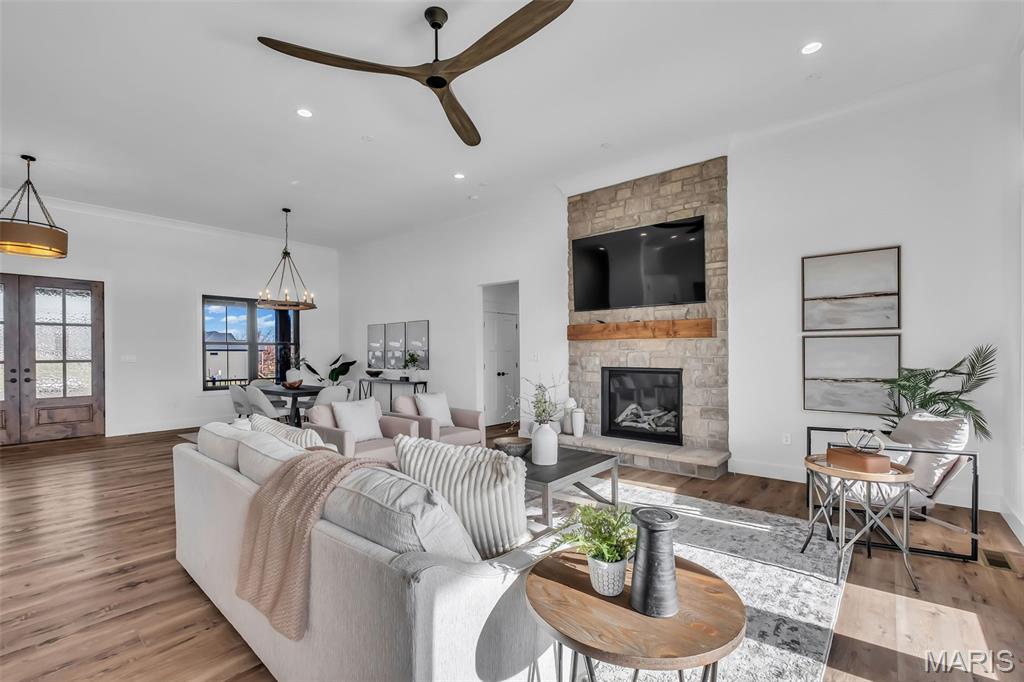 Stonebriar Estates - Residential