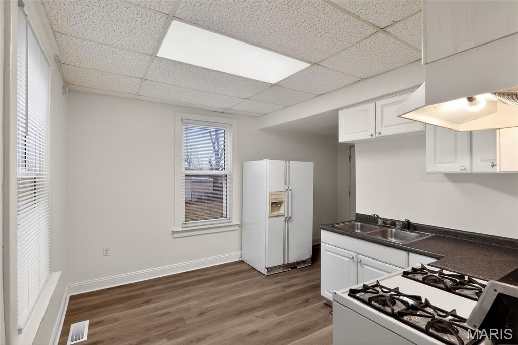 Spring Ave Place - Residential