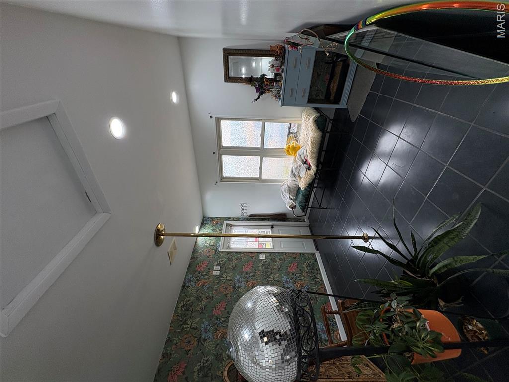 Hillcrest - Residential