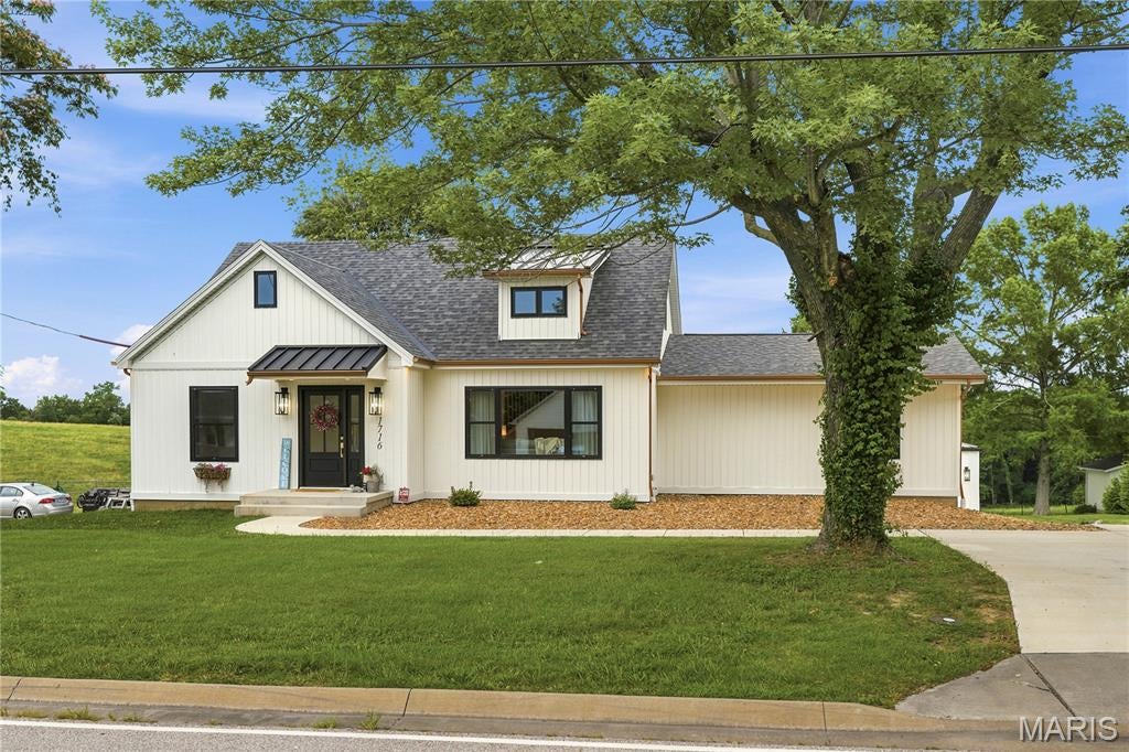 1716 Pottery Road