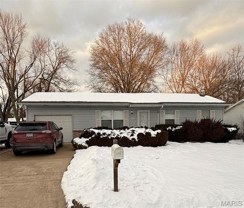 1501 Cypress Drive Pacific MO 63069