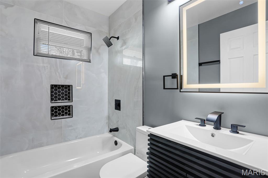 Glasgow Village Unit 16 - Residential