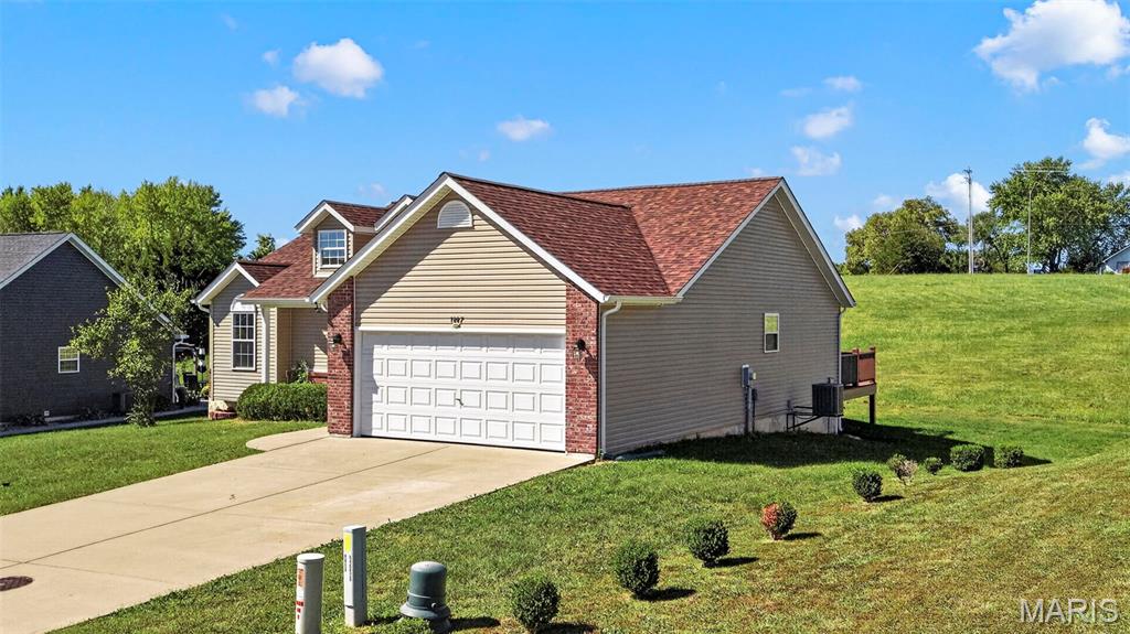 1007 Wrigley Circle