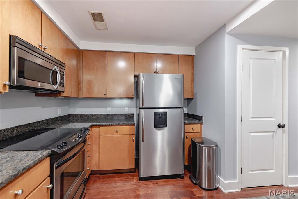 314 N Broadway 1405