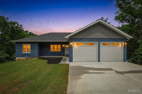 Photo of 318 Rue Marseilles, Bonne Terre, MO 63628 (MLS # 26030725)
