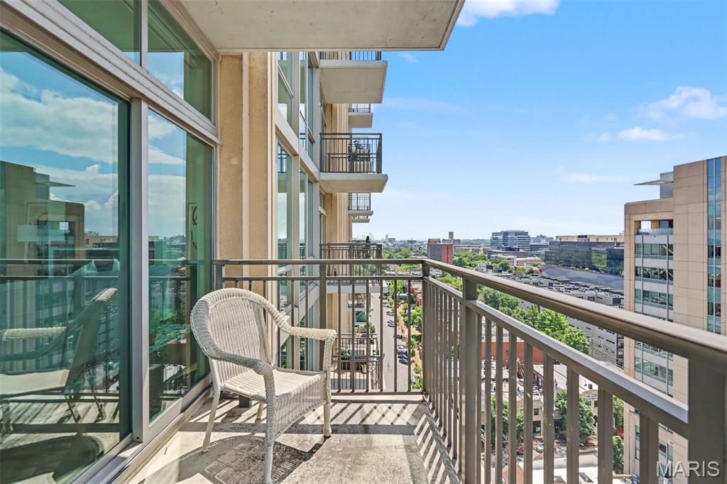 Park East Tower - Residential