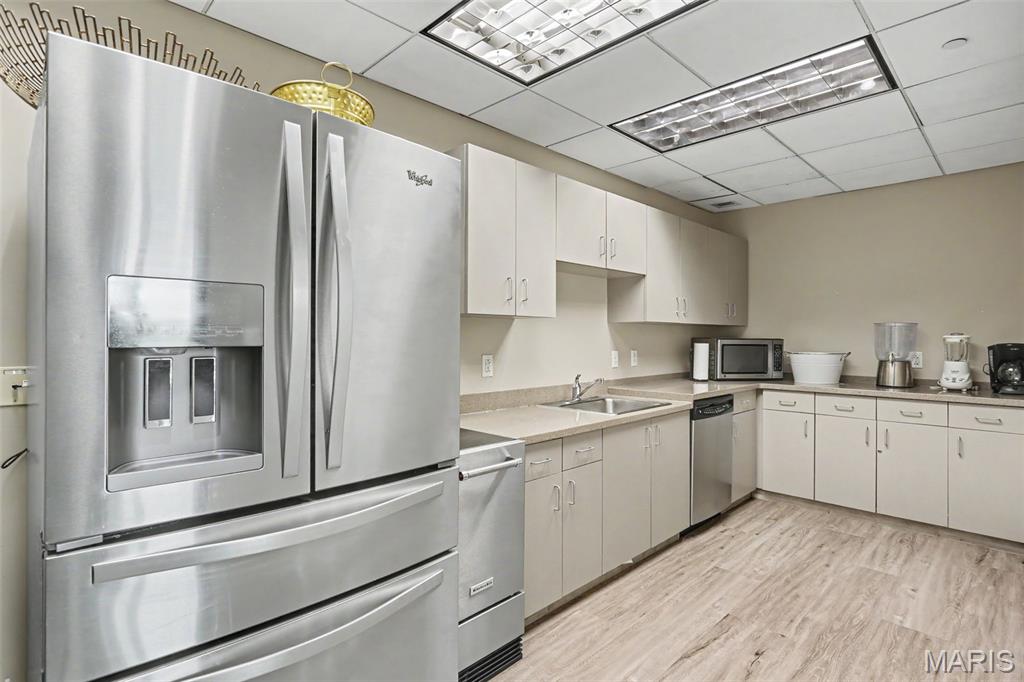 Park East Tower - Residential