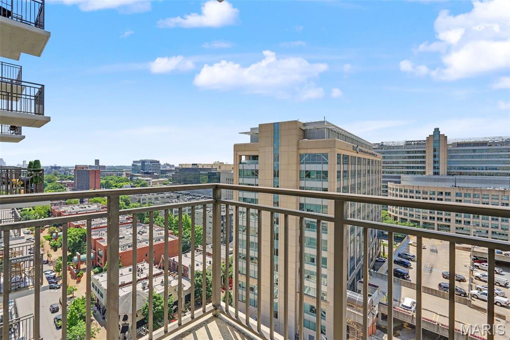 Park East Tower - Residential