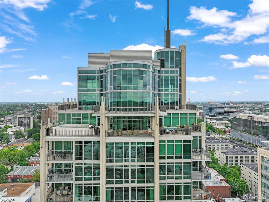 Park East Tower - Residential