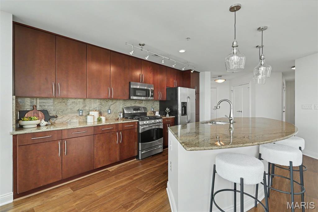 Park East Tower - Residential