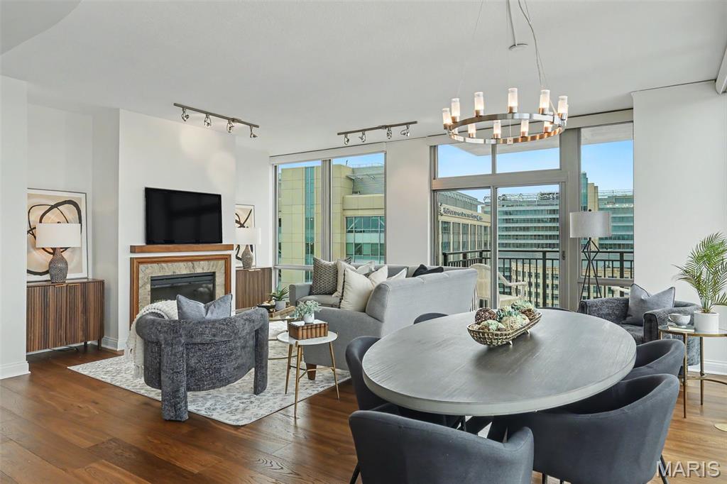 Park East Tower - Residential