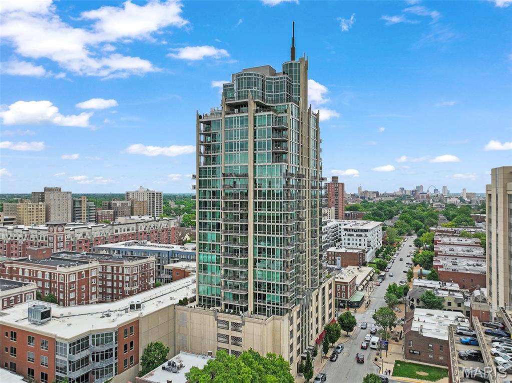 Park East Tower - Residential