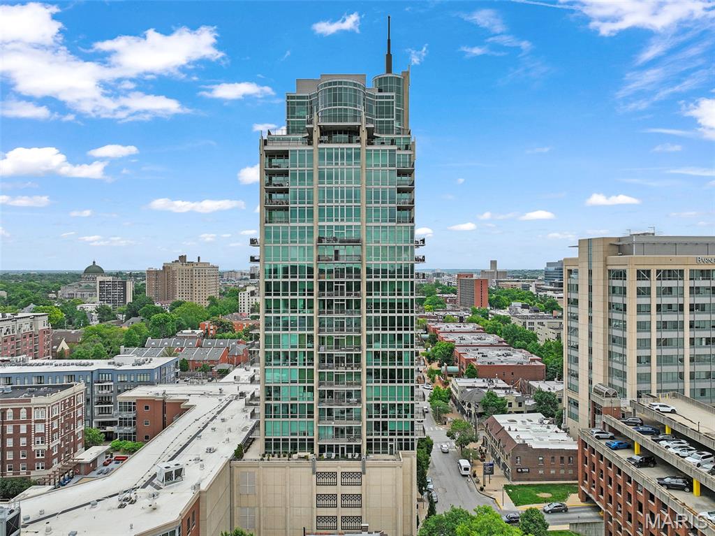 Park East Tower - Residential