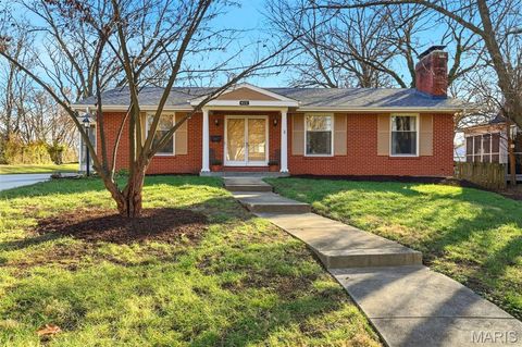 426 Darst Road Ferguson MO 63135