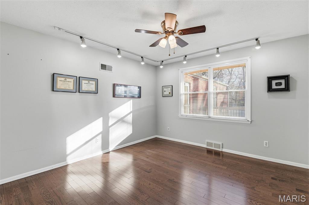 Colonial Forest - Residential