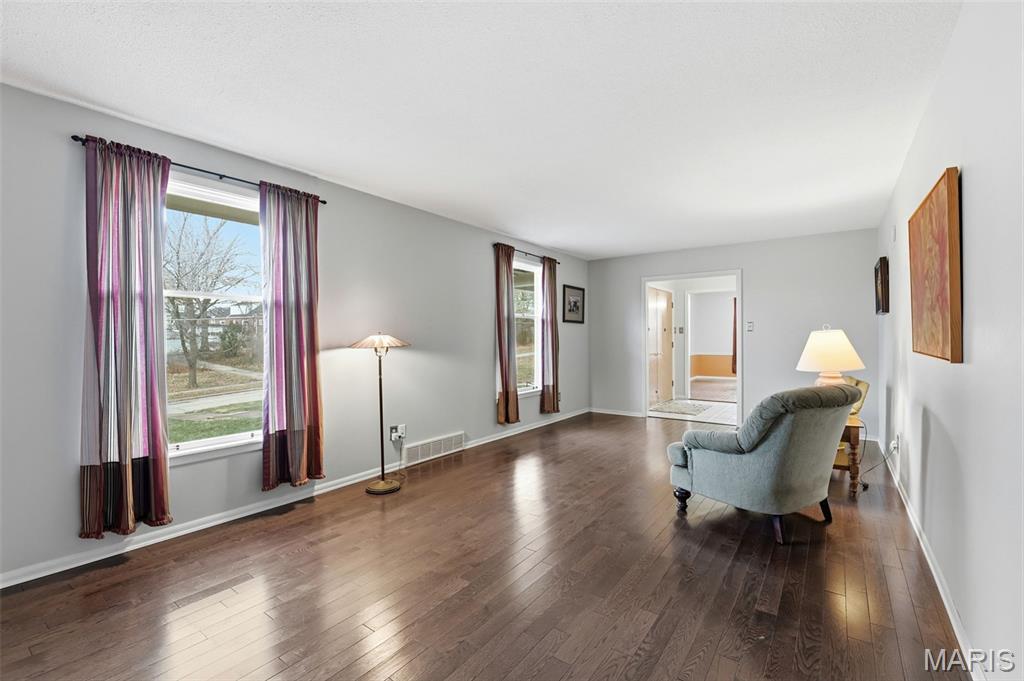 Colonial Forest - Residential