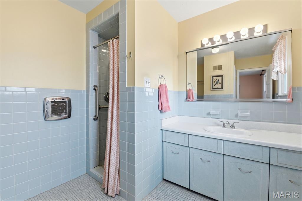 Colonial Forest - Residential