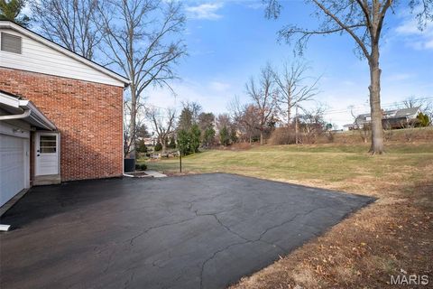 Tiny photo for 14121 Parliament Drive, Chesterfield, MO 63017 (MLS # 26003803)