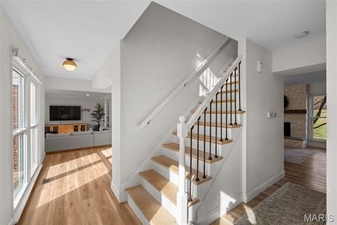 Tiny photo for 14121 Parliament Drive, Chesterfield, MO 63017 (MLS # 26003803)